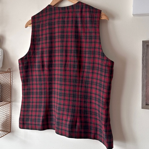 Eddie Bauer 90s Vintage Red Black Green Plaid Wool Vest Fully Lined Size Large - Picture 6 of 12